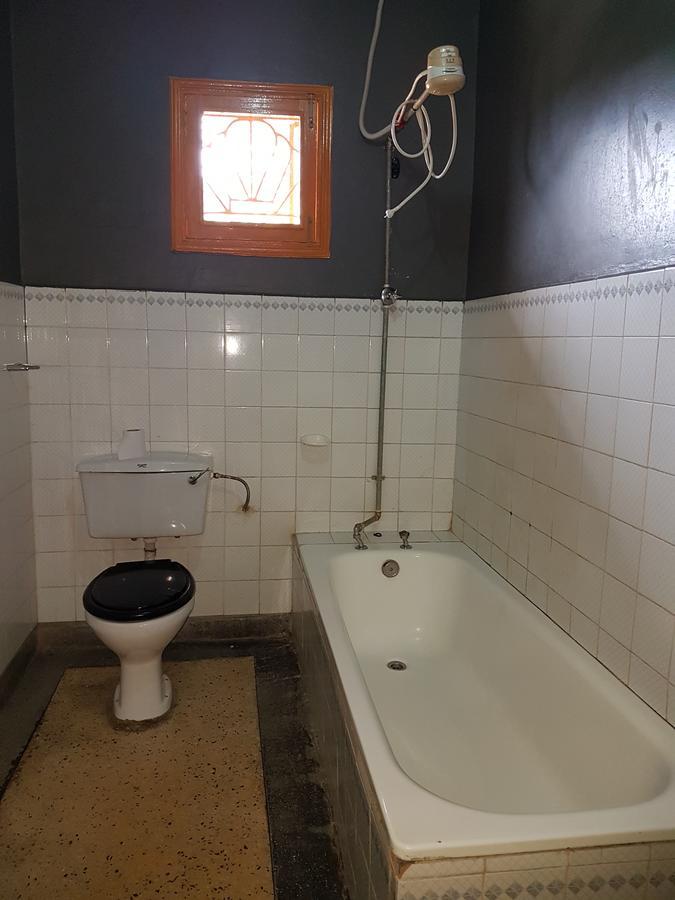 Melvic Inn Kisumu Esterno foto