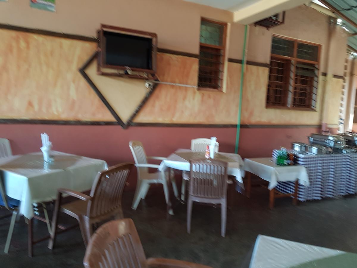 Melvic Inn Kisumu Esterno foto