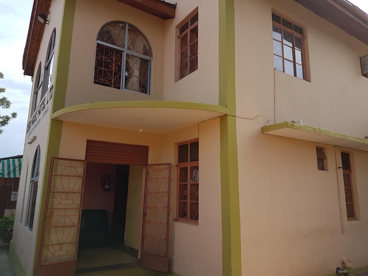 Melvic Inn Kisumu Esterno foto