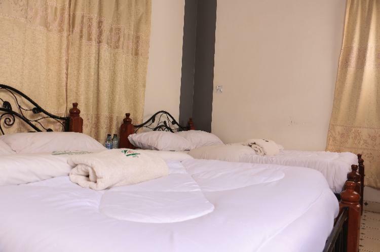 Melvic Inn Kisumu Esterno foto